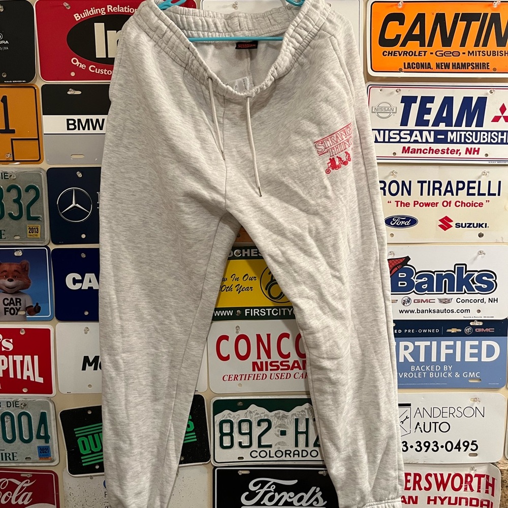 Primark Official Netflix Stranger Things Joggers- XL